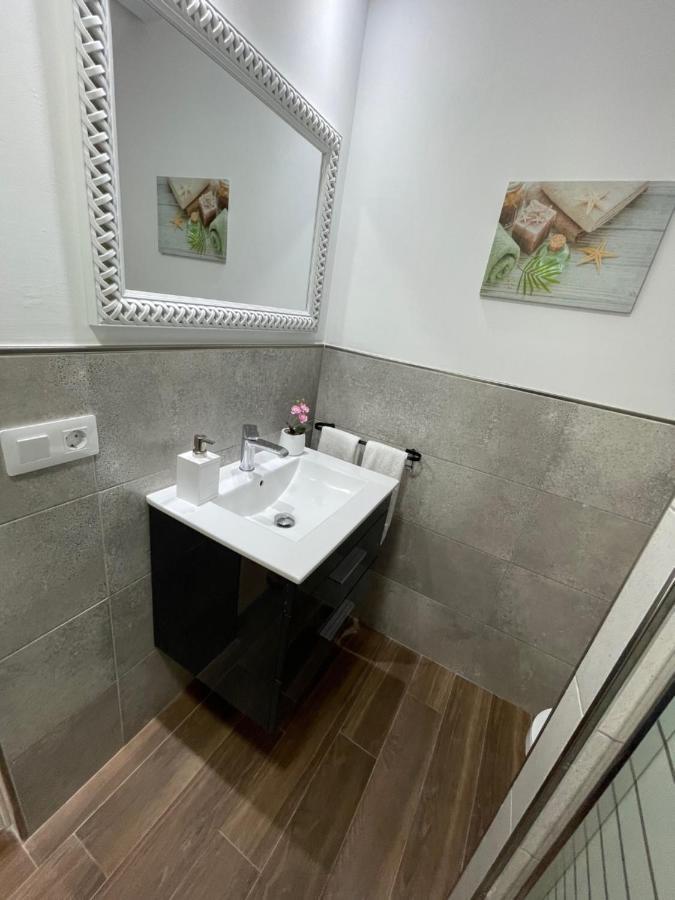 קורלחו B-Rent Digital Apartment Zen Wifi Free מראה חיצוני תמונה